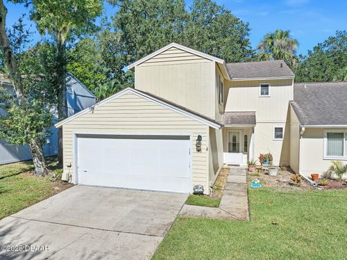 105 Northbrook Ln, Ormond Beach, FL, 32174-3949 | Card Image