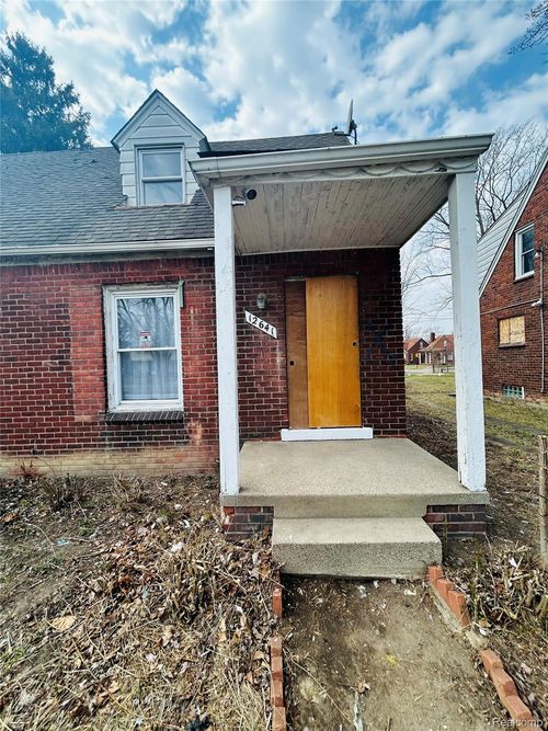 12641 Kelly Rd, Detroit, MI, 48224-1501 | Card Image