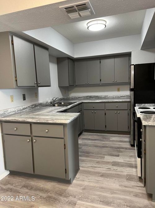 214-4444 E Paradise Village Pkwy N, Phoenix, AZ, 85032-6818 | Card Image