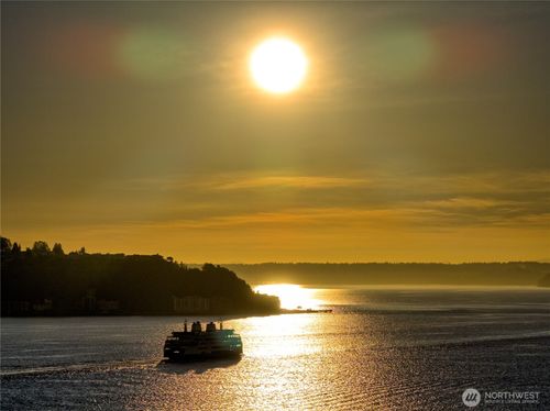 apt-1116-2929 1st Ave, Seattle, WA, 98121-3032 | Card Image