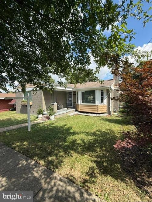 1112 Chaplin St Se, WASHINGTON, DC, 20019-4922 | Card Image