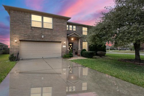 2990 Creek Falls Ct, Pearland, TX, 77581-1716 | Card Image