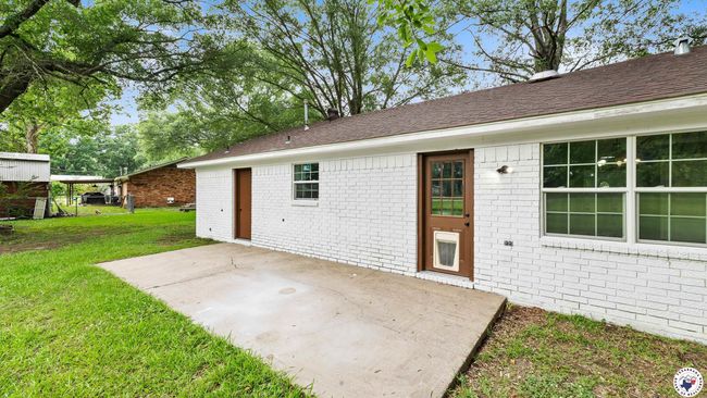 10 Vernon St, House other with 4 bedrooms, 2 bathrooms and null parking in Hooks TX | Image 25