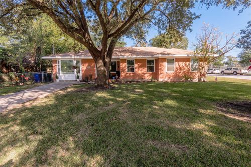 1414 23rd St, Huntsville, TX, 77340-5502 | Card Image