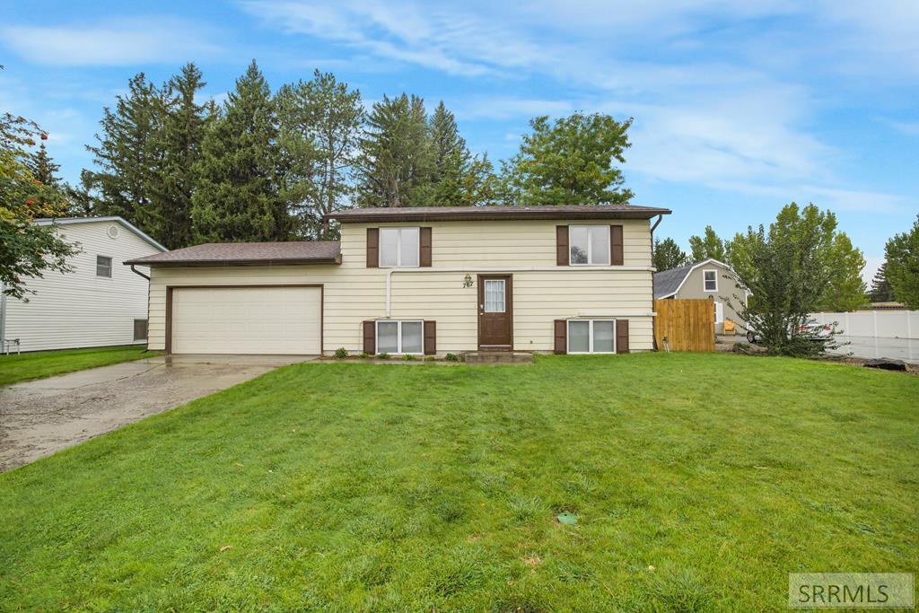 Colorado Ave, Idaho Falls, ID 83402