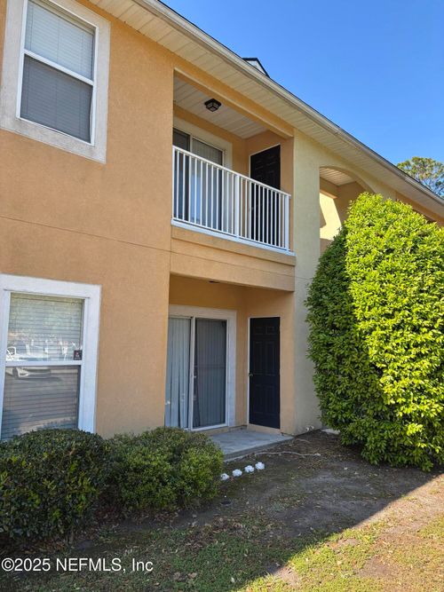 14-3670 Kirkpatrick Cir, JACKSONVILLE, FL, 32210-0207 | Card Image