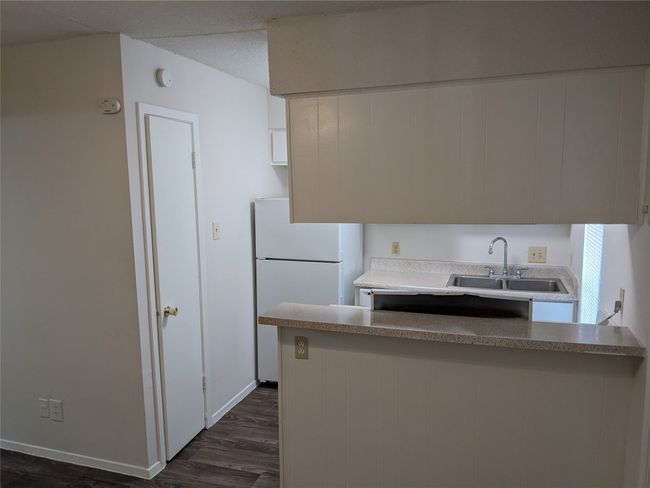 APT-105 - 4100 Avenue A, Condo with 1 bedrooms, 1 bathrooms and 1 parking in Austin TX | Image 4