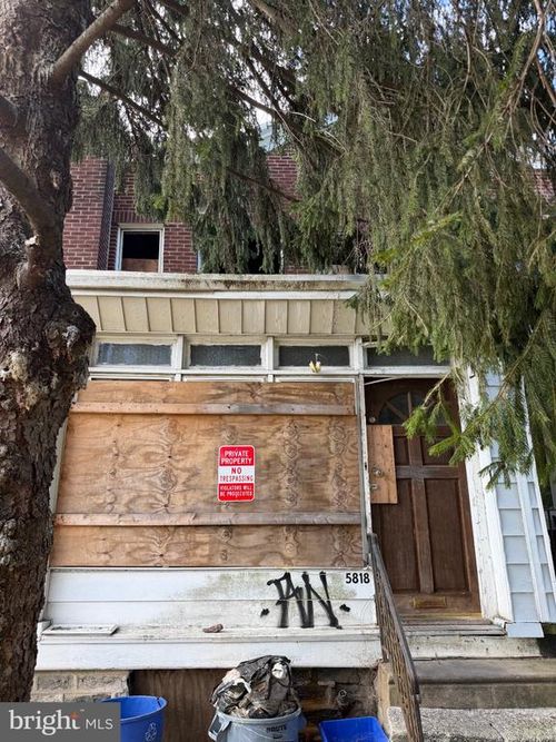 5818 Chew Ave, PHILADELPHIA, PA, 19138-1728 | Card Image