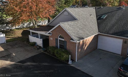 1526 Rhine River Road Nw, Uniontown, OH, 44685 | Card Image