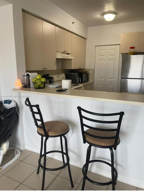apt-601-11060 Sw 196th St, Cutler Bay, FL, 33157-6604 | Card Image