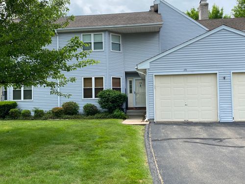 apt-b-17 Folkstone Rd, Broad Brook, CT, 06016-9426 | Card Image