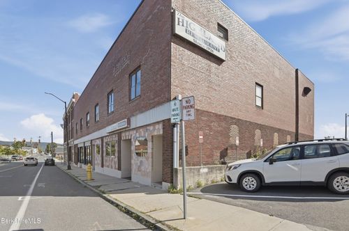 100 Fenn St, Pittsfield, MA, 01201 | Card Image