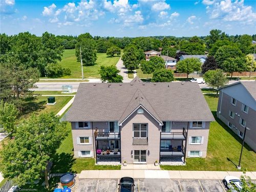 201-50 Campbell Crt, Stratford, ON, N5A7T6 | Card Image