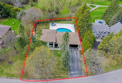 56 Cynthia Cres, Richmond Hill, ON, L4E2P9 | Card Image