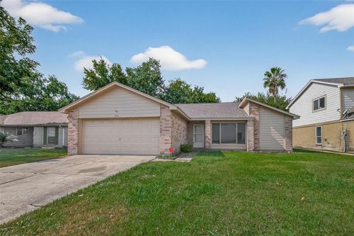 1915 Aldates Dr, Houston, TX, 77015-1802 | Card Image