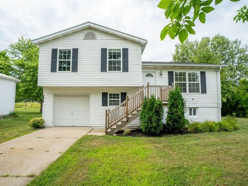 10304 Park Dr, Lake City, PA, 16423-2512 | Card Image