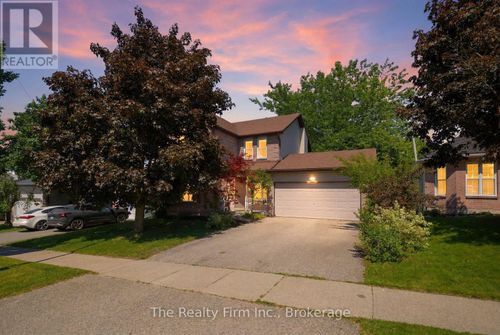 125 Anderson Street, Woodstock (Woodstock - South), ON, N4S8Z6 | Card Image