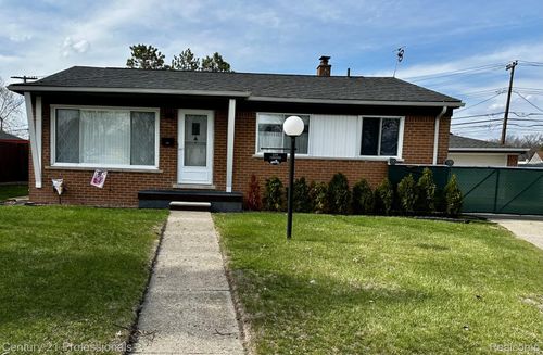 31274 Fernwood Street, Westland, MI, 48186 | Card Image