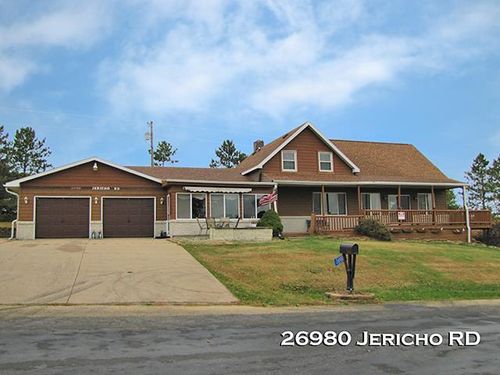 26980 Jericho Rd, Mineral Point, WI, 53565-8713 | Card Image
