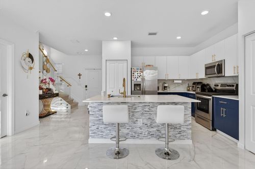 4668 Nw 120th Way, Coral Springs, FL, 33076-1902 | Card Image