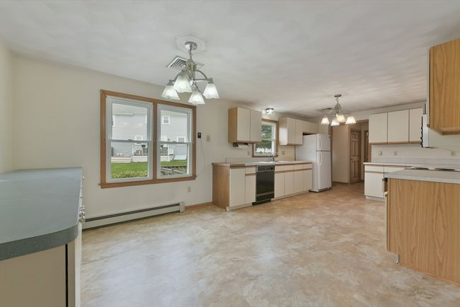 79 Ledgeview Dr, House other with 3 bedrooms, 3 bathrooms and 4 parking in Norwood MA | Image 9