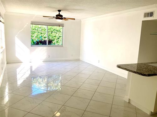 104-d-639 W Oakland Park Blvd, Wilton Manors, FL, 33311-1790 | Card Image