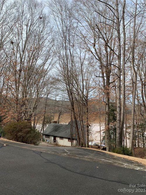 231 Overlook Dr, Troy, NC, 27371-9713 | Card Image