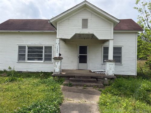 1324 Pennsylvania Ave, Hartshorne, OK, 74547-3838 | Card Image