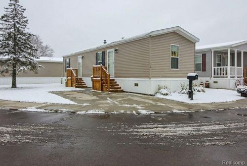 219 W Fern, Canton, MI, 48187 | Card Image