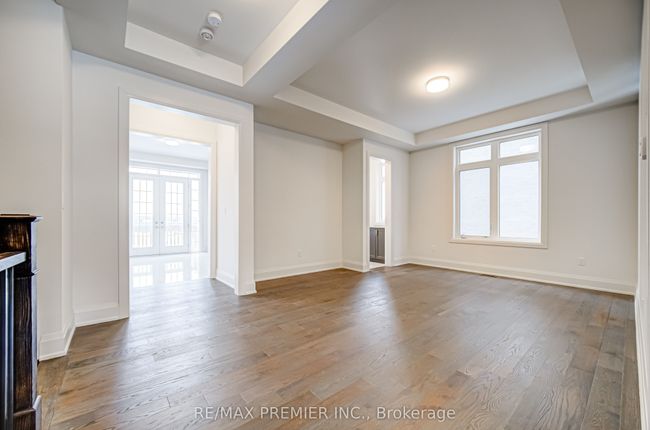 31 Bayberry Dr, House other with 4 bedrooms, 4 bathrooms and 4 parking in Tottenham ON | Image 9