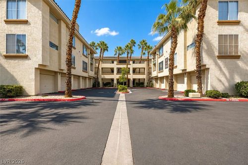 212-7173 S Durango Dr, Las Vegas, NV, 89113-2015 | Card Image