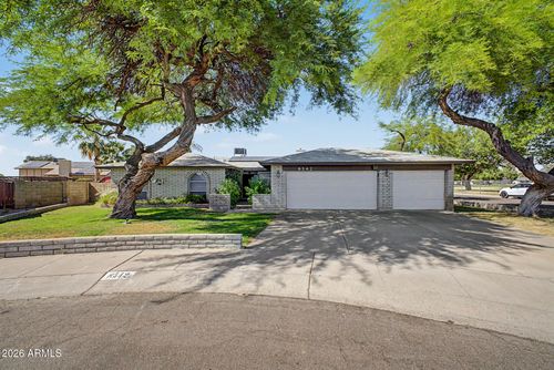8542 N 48th Ln, Glendale, AZ, 85302-5113 | Card Image