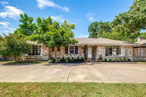 6342 E Lovers Ln, Dallas, TX, 75214-2016 | Card Image