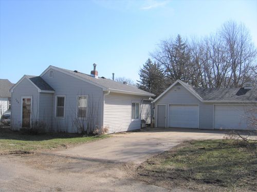 146 Clinton Street, Mapleview, MN, 55912 | Card Image