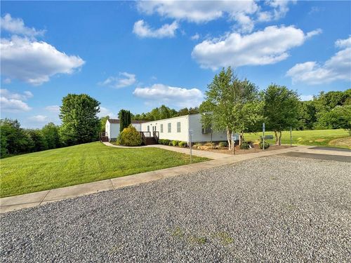 1255 Mountain View Rd, King, NC, 27021 | Card Image