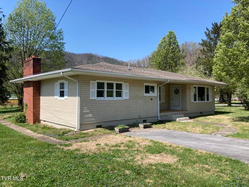 124 Cates Cor, Hampton, TN, 37658-3476 | Card Image