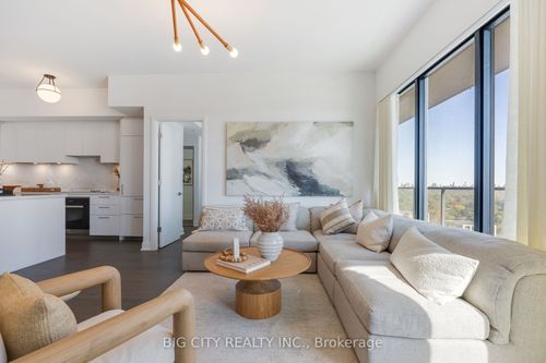 1110-33 Frederick Todd Way, East York, ON, M4G0C9 | Card Image