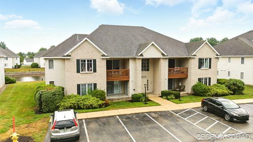 5-3074 W Crystal Waters Dr, Holland, MI, 49424-8113 | Card Image