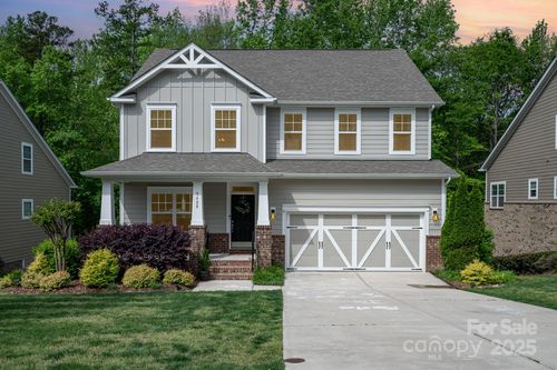 9428 Segundo Ln, Charlotte, NC, 28278-9011 | Card Image