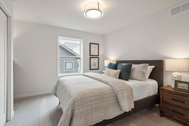 Photo taken from previous model with a similar floorplan. While similar, some options shown in the picture may not be included in this pricing. Please ask for a detailed list of included features for this listing. | Image 53