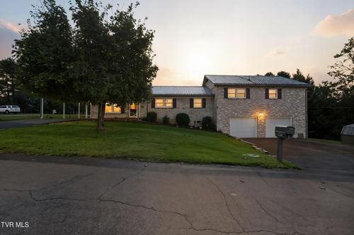 484 Duff Circle, Castlewood, VA, 24224 | Card Image