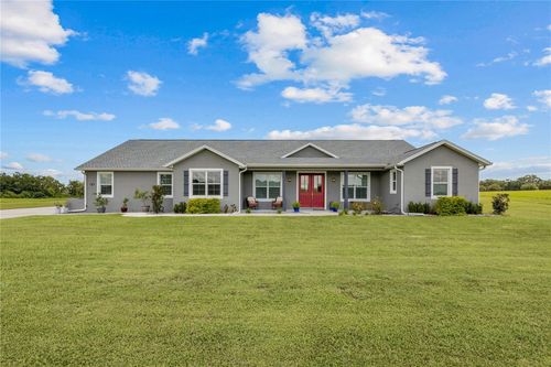 8715 Nw 18th Cir, Ocala, FL, 34475-8229 | Card Image