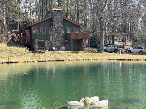 272 Groundhog Hills Rd, Hillsville, VA, 24343 | Card Image