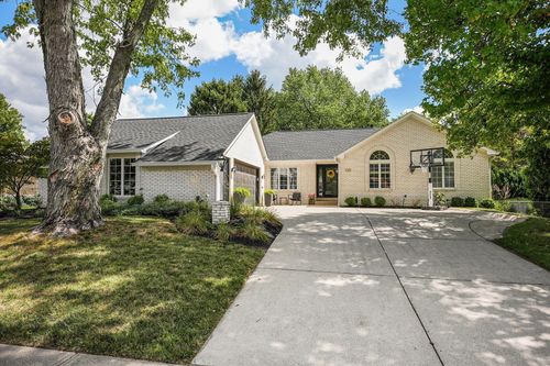 4170 Woodbridge Rd, Columbus, OH, 43220-4682 | Card Image