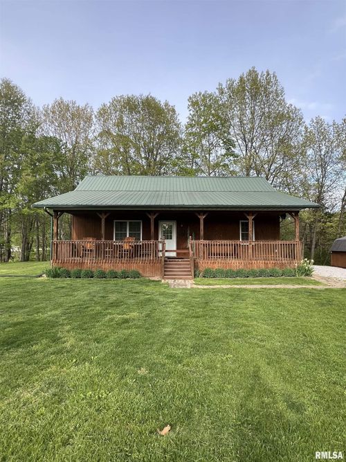 15033 Ray Rd, Rushville, IL, 62681-4438 | Card Image