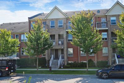 81 Sunrise Dr, Condo with 2 bedrooms, 2 bathrooms and 1 parking in Markham ON | Image 1