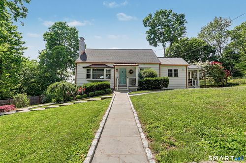 51 Grandview Rd, Fairfield, CT, 06825-1361 | Card Image