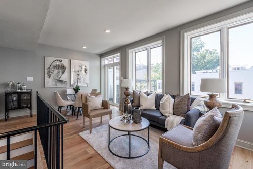 2-2100 Newport Pl Nw, WASHINGTON, DC, 20037-3014 | Card Image