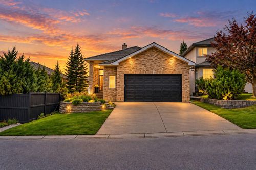 54 Royal Crest Way Nw, Calgary, AB, T3G4M7 | Card Image