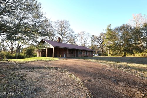 93 N Pat Leake Rd, Woodville, MS, 39669-3656 | Card Image